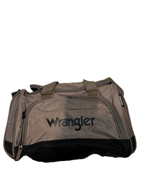 Wrangler Other - Wrangler 16" Sport & Travel Duffel Beige Black